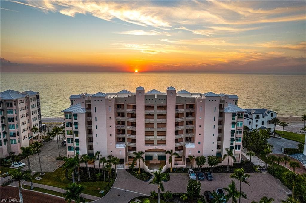 253 Barefoot Beach Blvd #406, Bonita Springs, photo 2