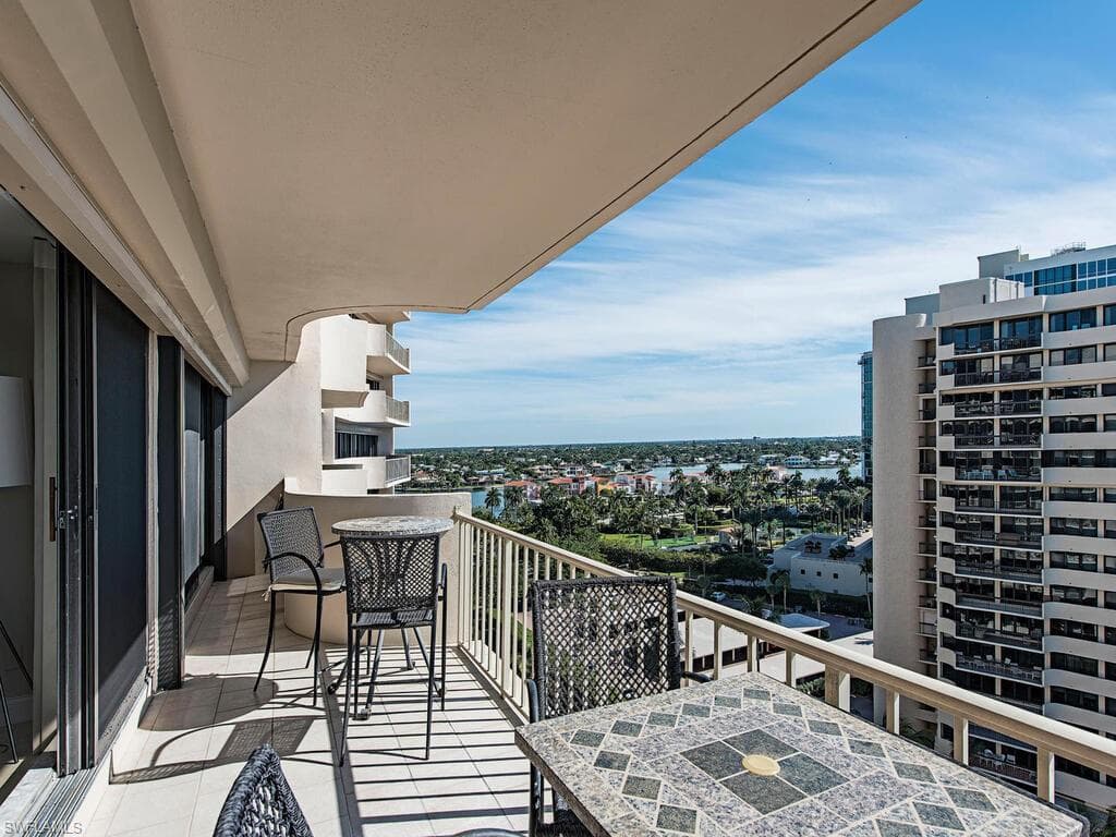 4005 Gulf Shore Blvd #1104, Naples, photo 3