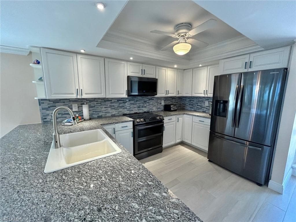 497 Gulf Dr #4, Sanibel, photo 3