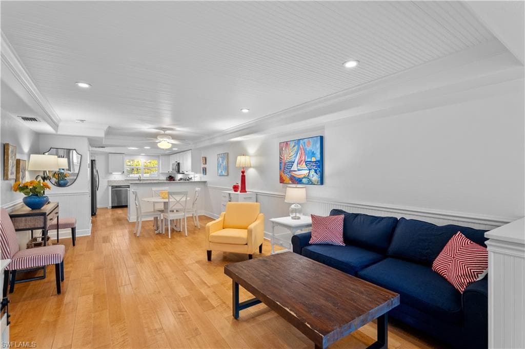 320 14th Ave #320c, Naples