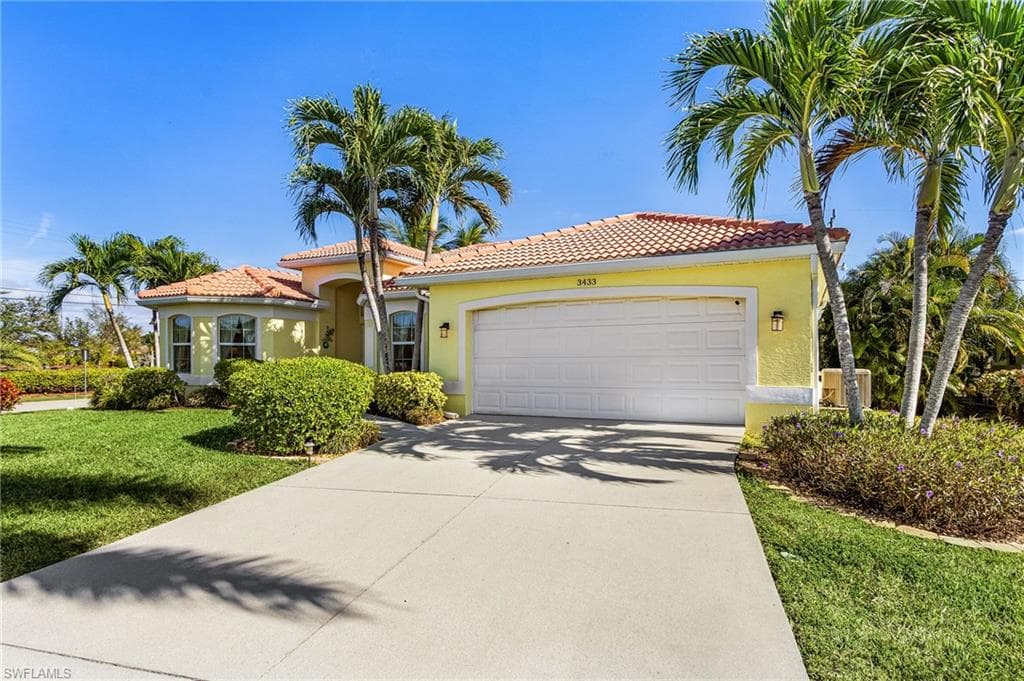 3433 7th Ln, Cape Coral, photo 3