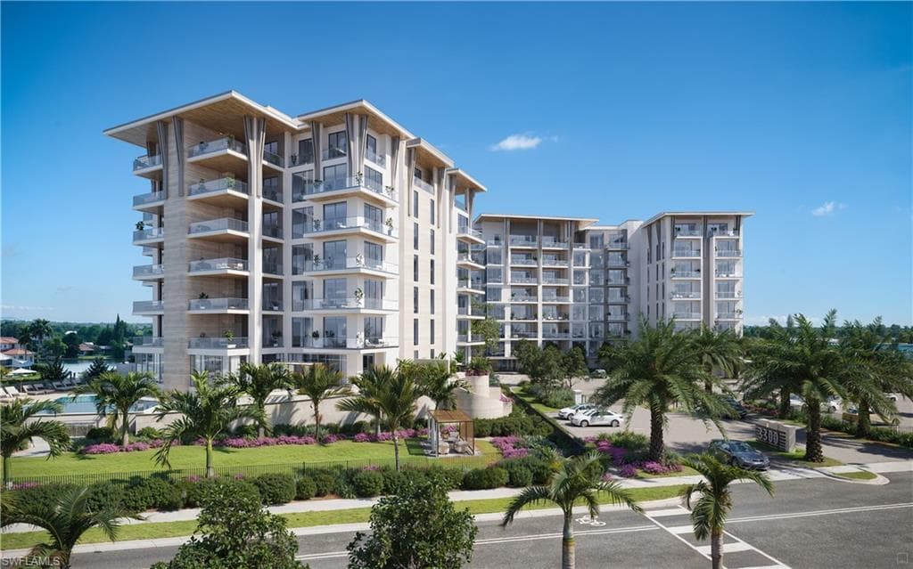3300 Gulf Shore Blvd #404, Naples