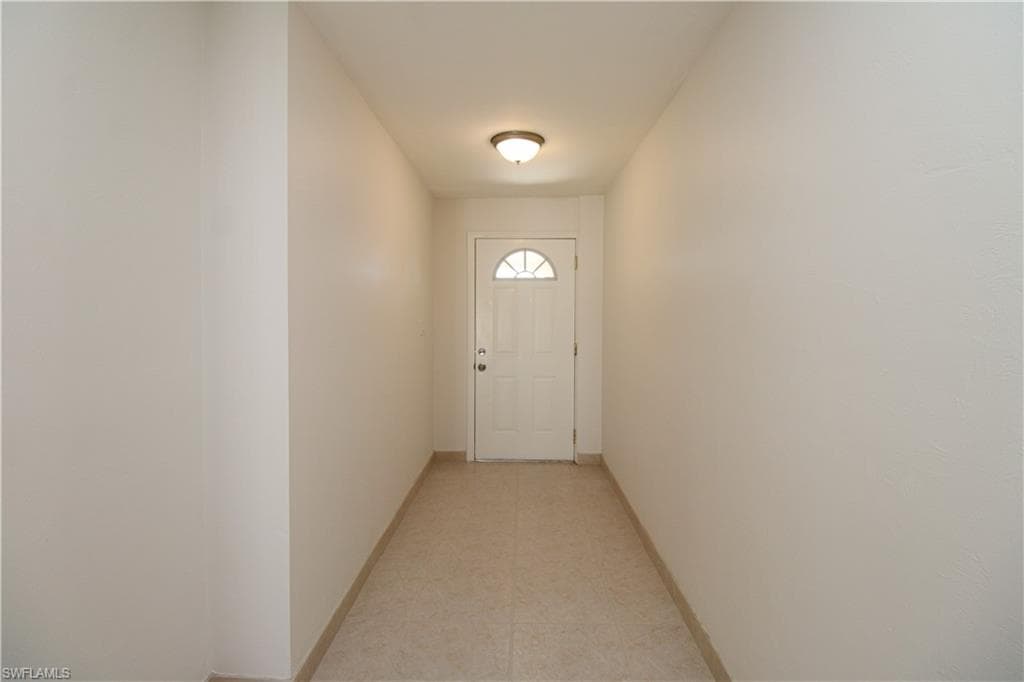 615 108th Ave, Naples, photo 3