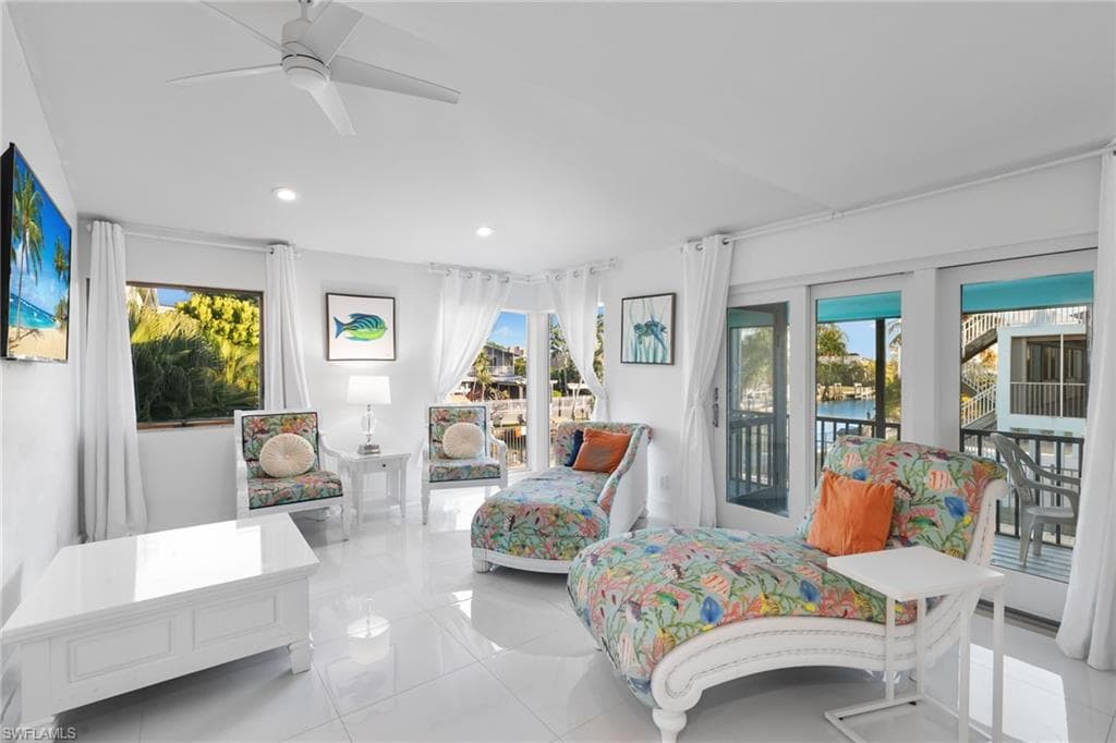 821 Palm St, Marco Island, photo 3