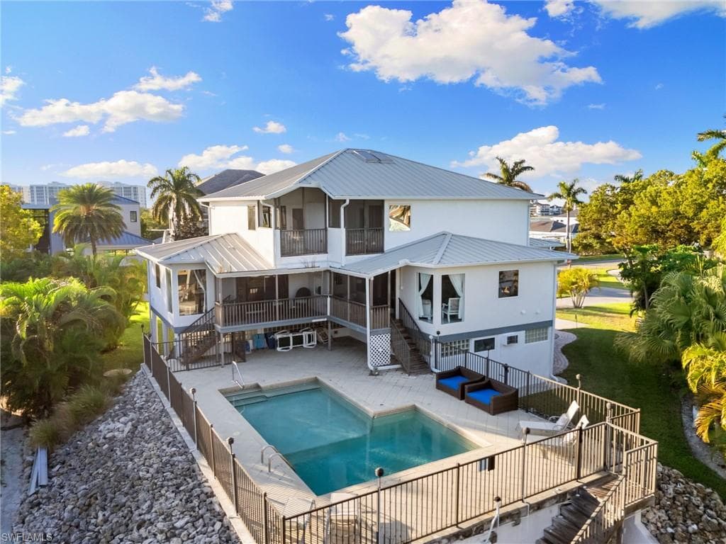 821 Palm St, Marco Island