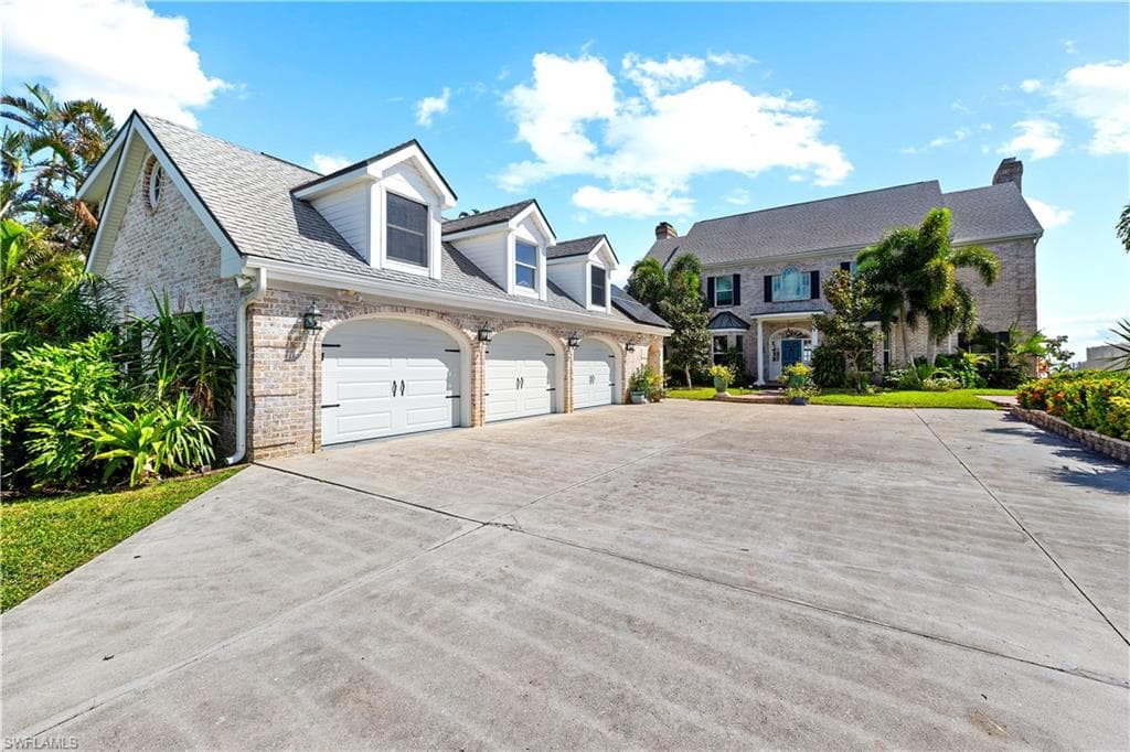 1807 Coral Cir, North Fort Myers, photo 3