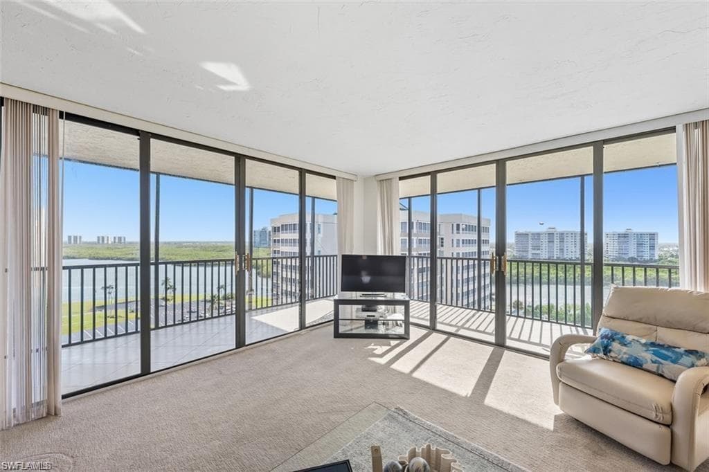 11 Bluebill Ave #1006, Naples