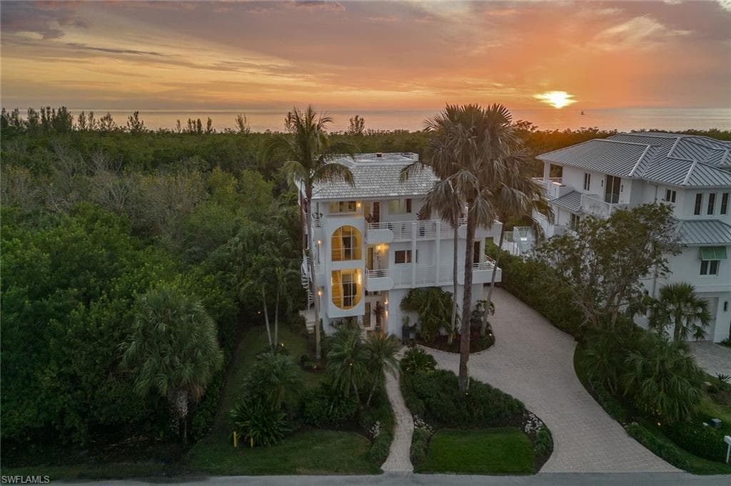 616 Waterside Dr, Marco Island