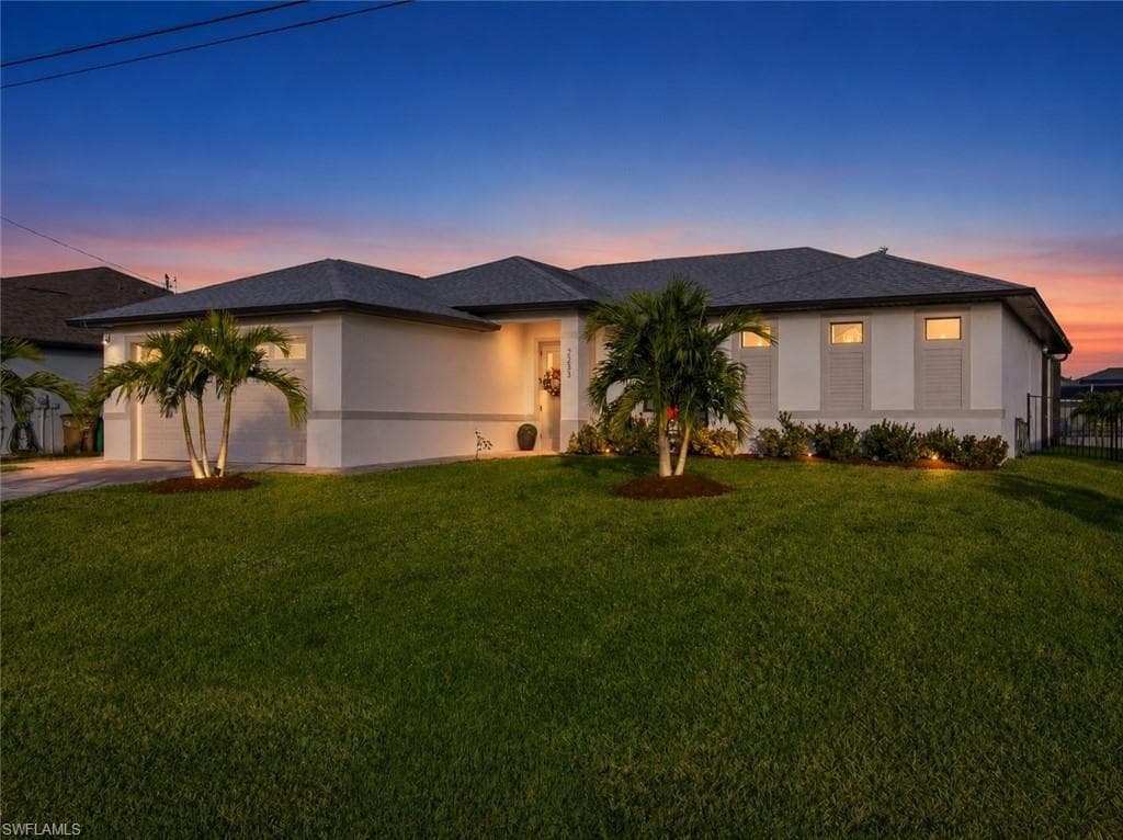 2233 17th Pl, Cape Coral
