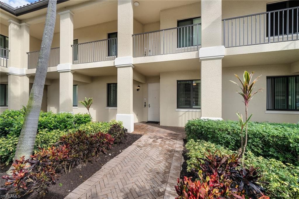 1015 Sandpiper St #d105, Naples, photo 3