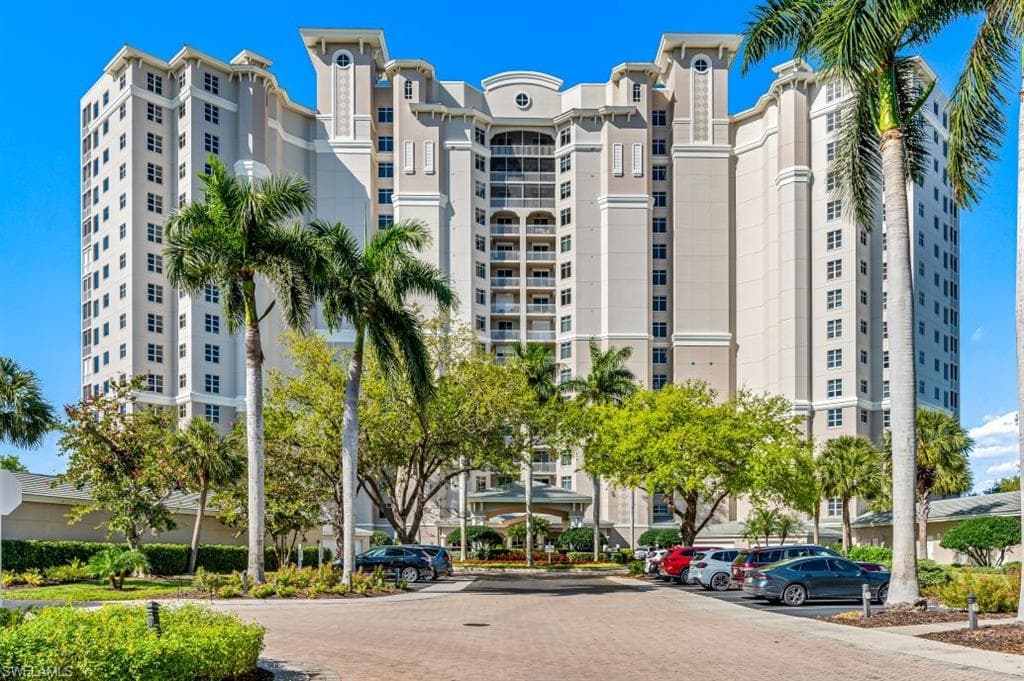 1001 Arbor Lake Dr #1007, Naples, photo 2