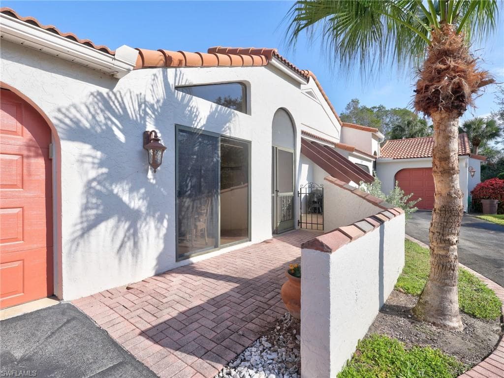 355 Bay Forest Dr #3a, Naples, photo 2