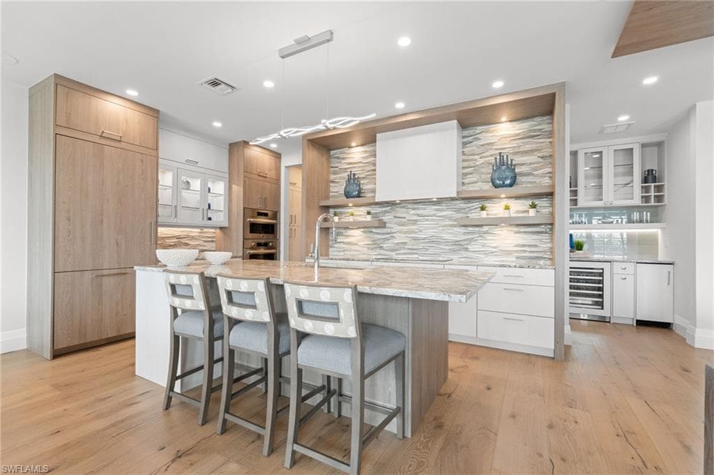 121 Barefoot Cir #16, Bonita Springs, photo 2