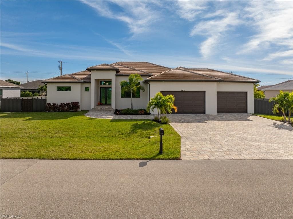 1810 42nd St, Cape Coral