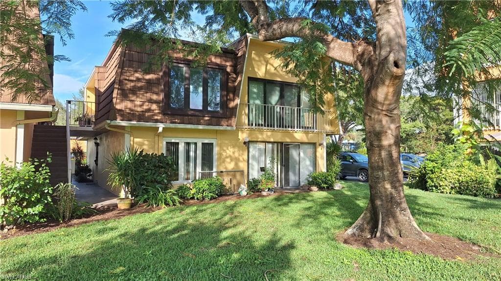 406 Meadowlark Ln #406a, Naples