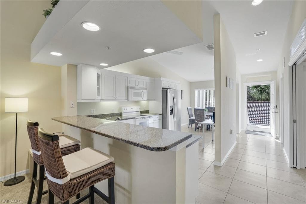 2373 Hidden Lake Ct #8110, Naples, photo 3
