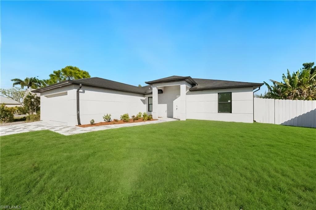 1213 22nd Pl, Cape Coral, photo 2