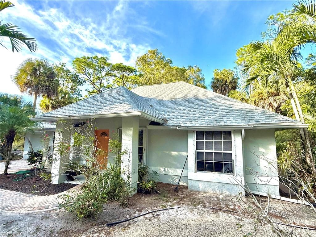 28062 Oak Ln, Bonita Springs, photo 2