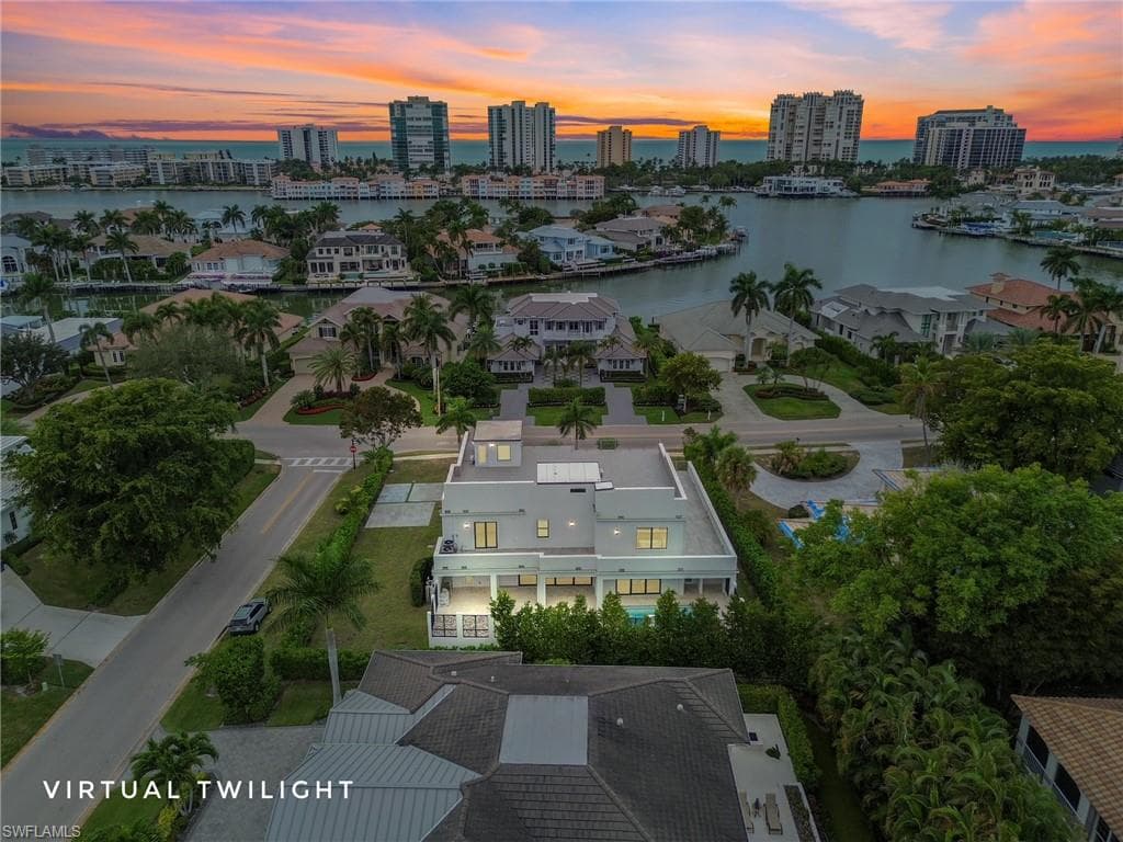 3800 Crayton Rd, Naples