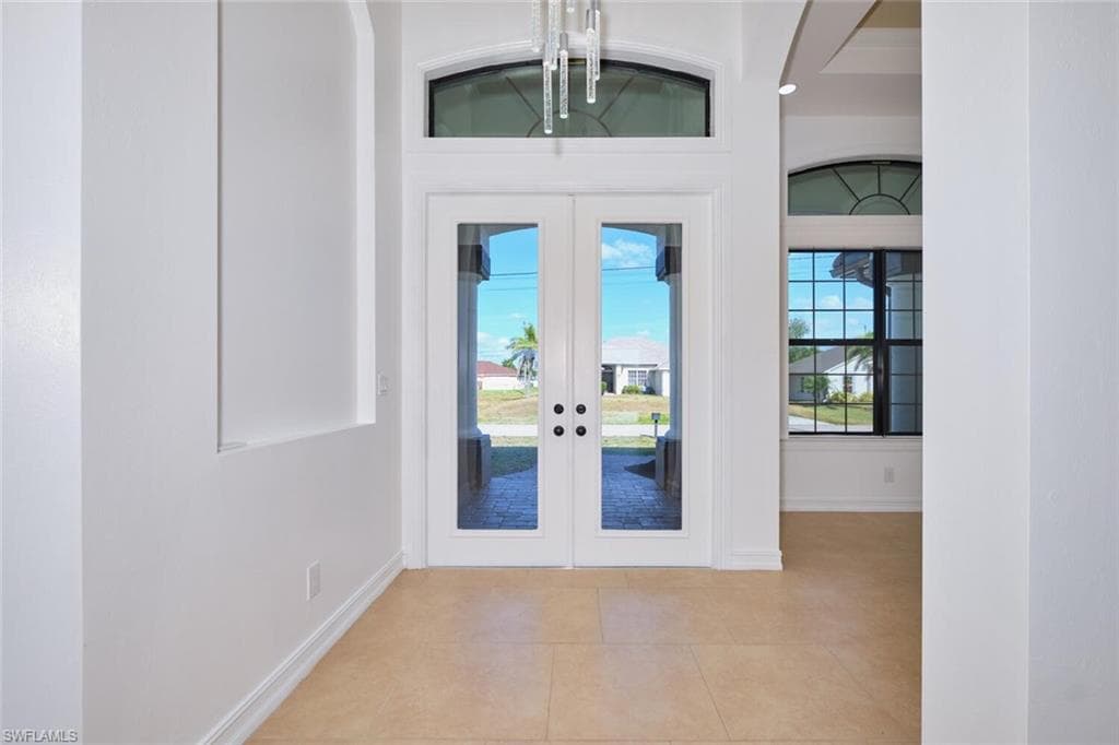 1906 30th Ter, Cape Coral, photo 3