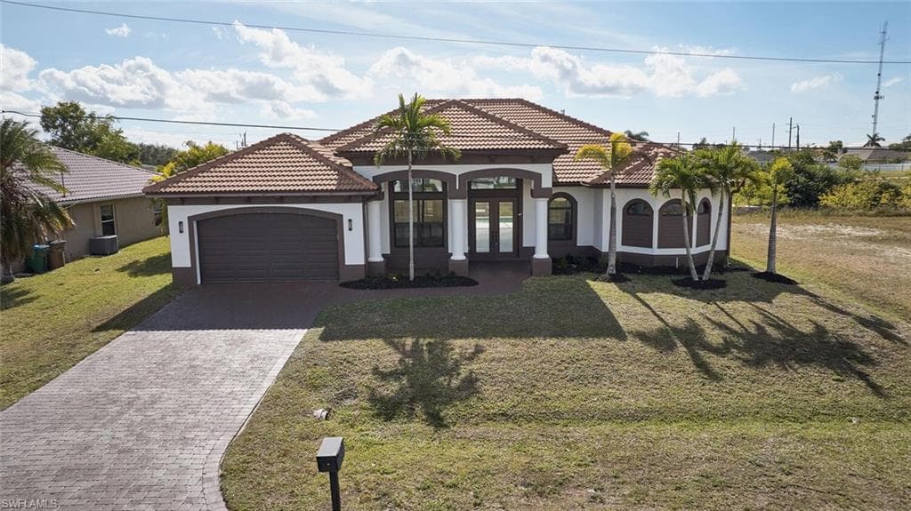 1906 30th Ter, Cape Coral