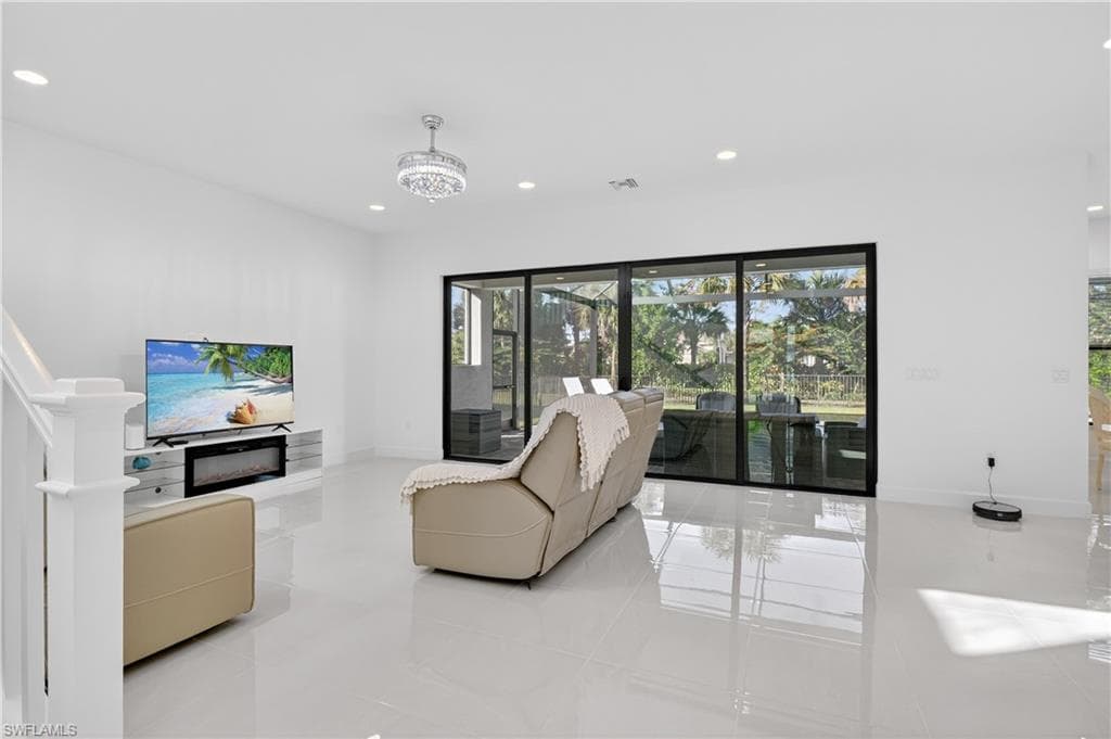20908 Thistle Leaf Ln, Estero, photo 3