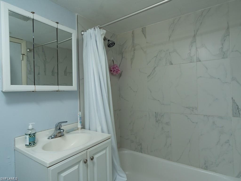 1480 Green Valley Cir #204, Naples, photo 3