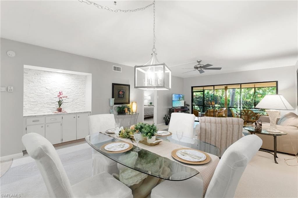 1828 Kings Lake Blvd #103, Naples