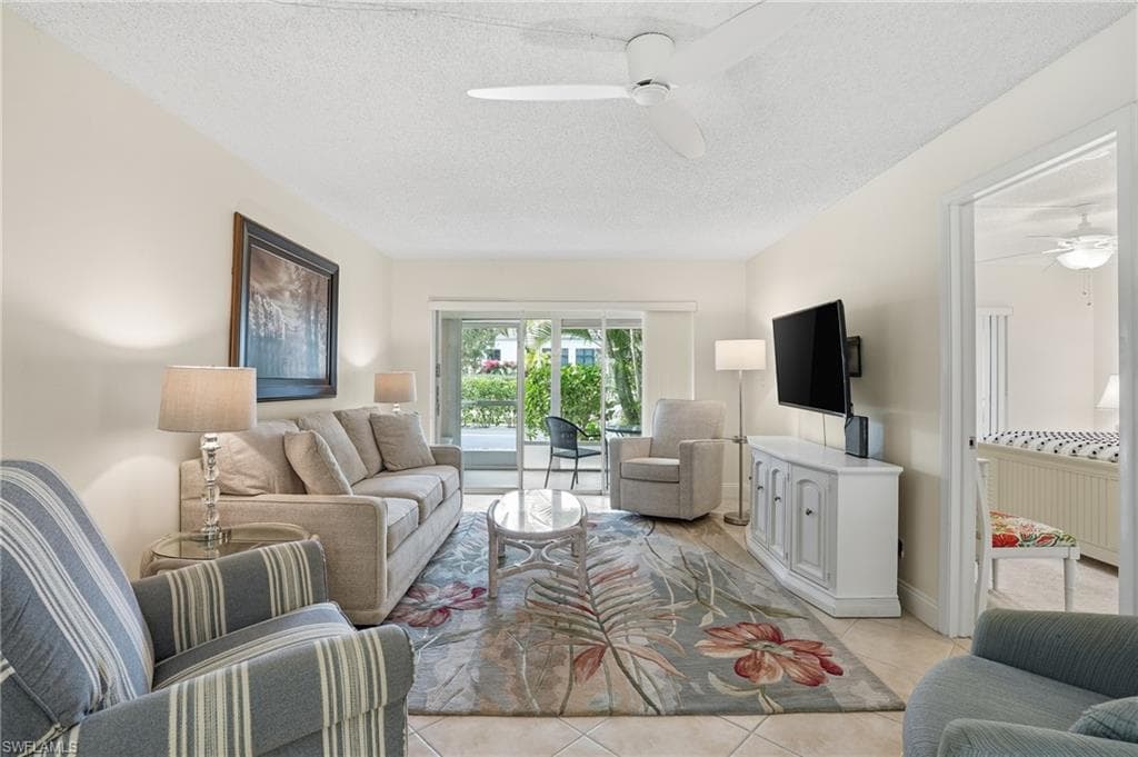 3150 Binnacle Dr #115, Naples, photo 3