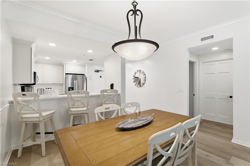 221 9th St #217, Naples, photo 3