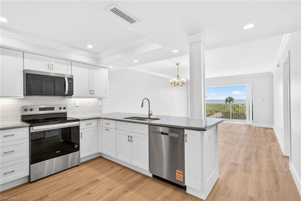 2311 Gulf Dr #13, Sanibel, photo 2