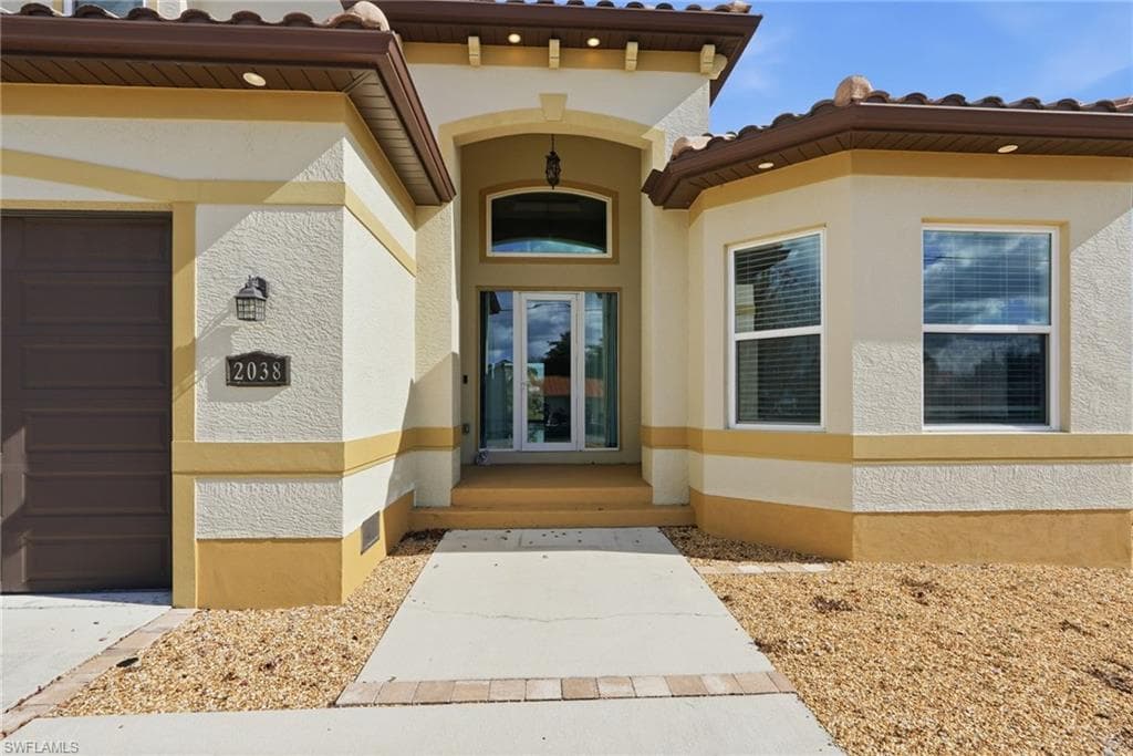 2038 Bahama Ave, Fort Myers, photo 2