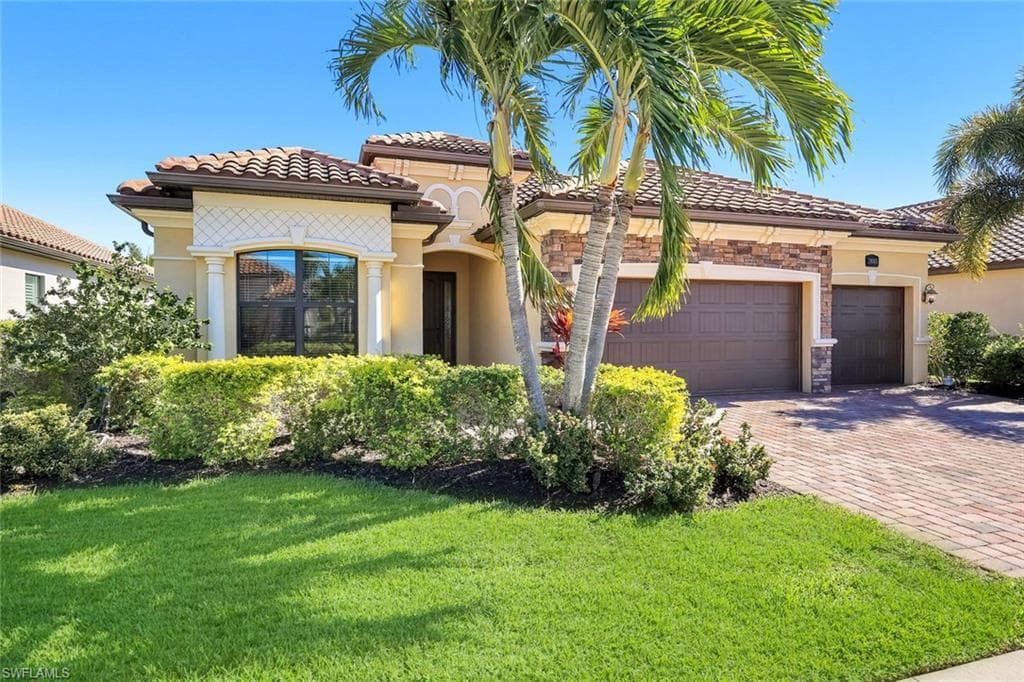 28085 Wicklow Ct, Bonita Springs, photo 3