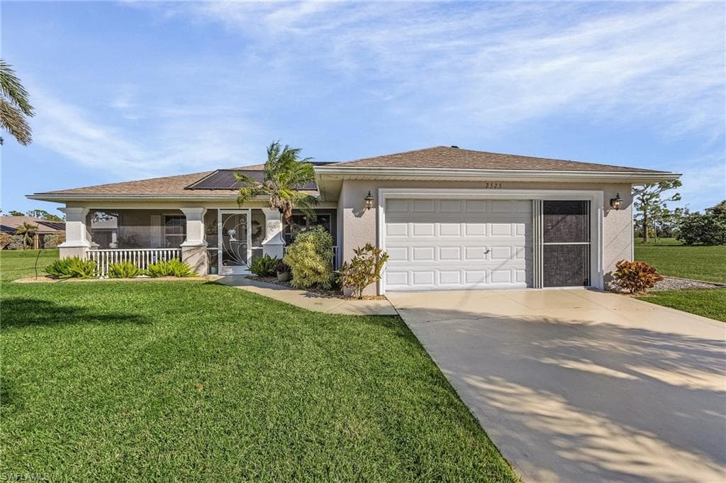 2525 19th Pl, Cape Coral