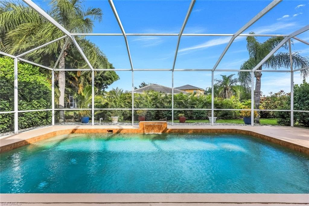8493 Laurel Lakes Blvd, Naples