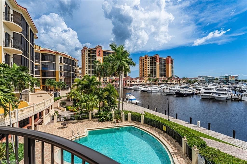 5702 Cape Harbour Dr #102, Cape Coral, photo 2