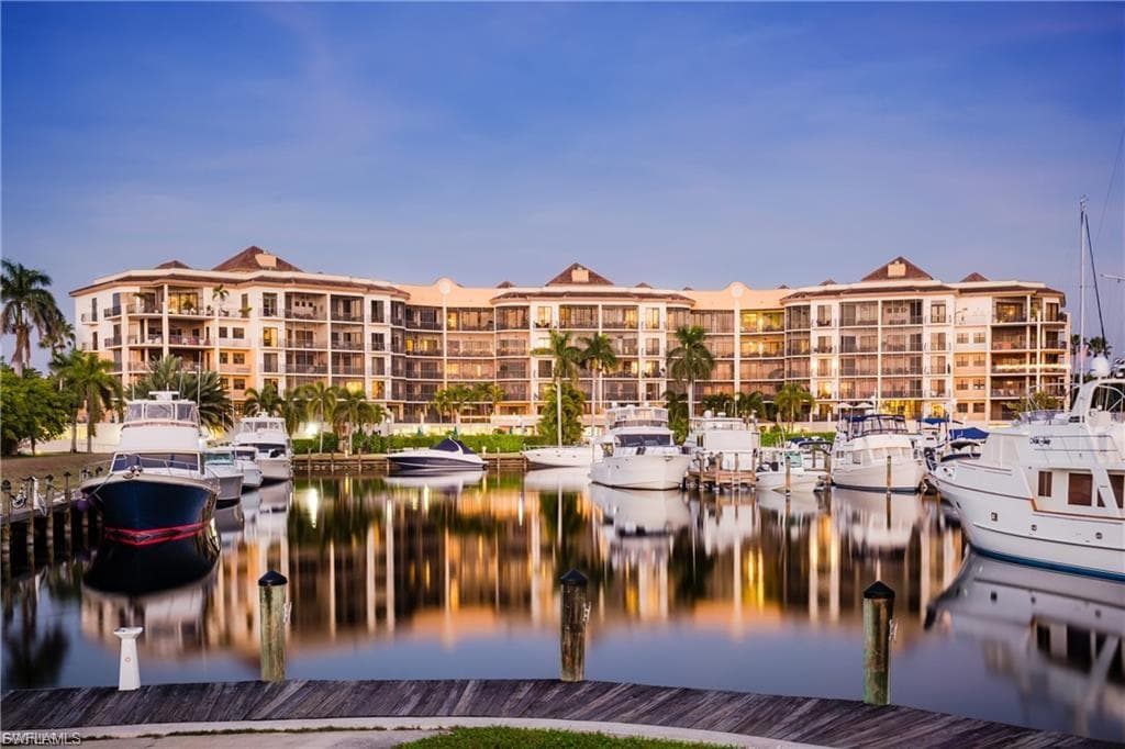 5702 Cape Harbour Dr #102, Cape Coral