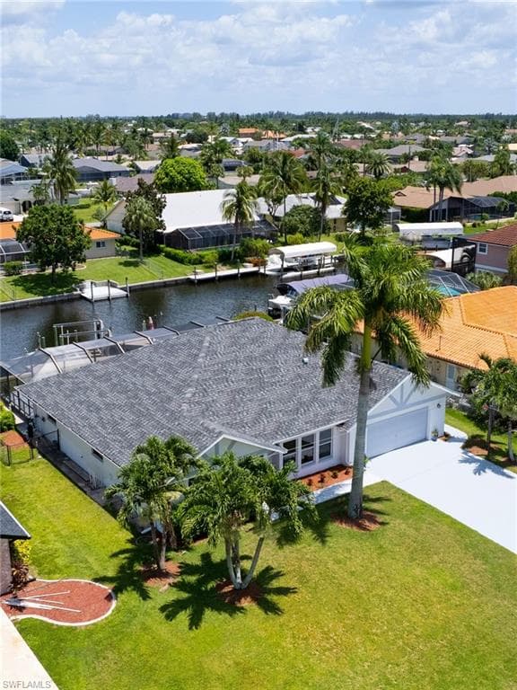 5233 11th Ct, Cape Coral