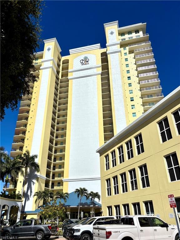 2797 1st St #106, Fort Myers