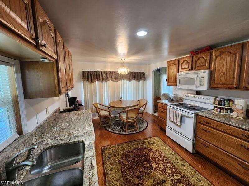 26256 Duchess Ln, Bonita Springs, photo 2