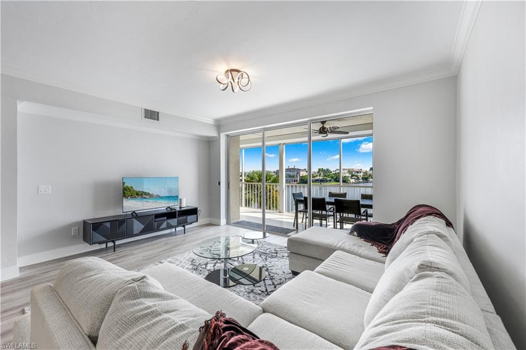 9700 Gulf Shore Dr #202, Naples, photo 3