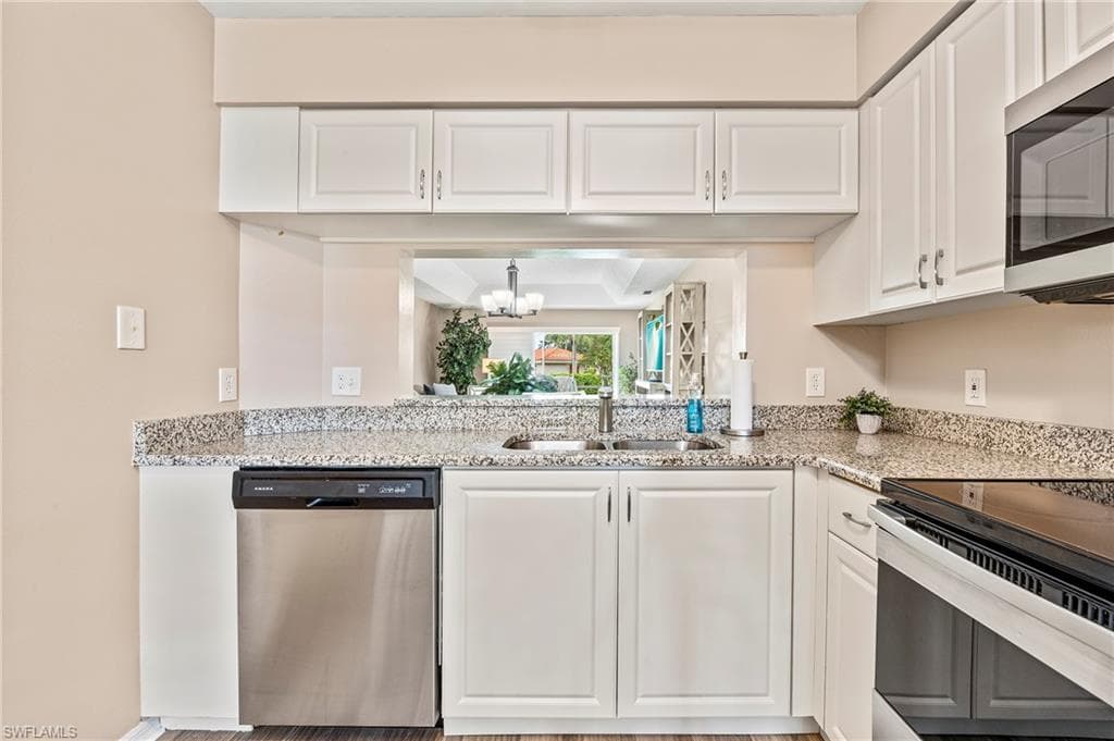 529 Mardel Dr #304, Naples, photo 3