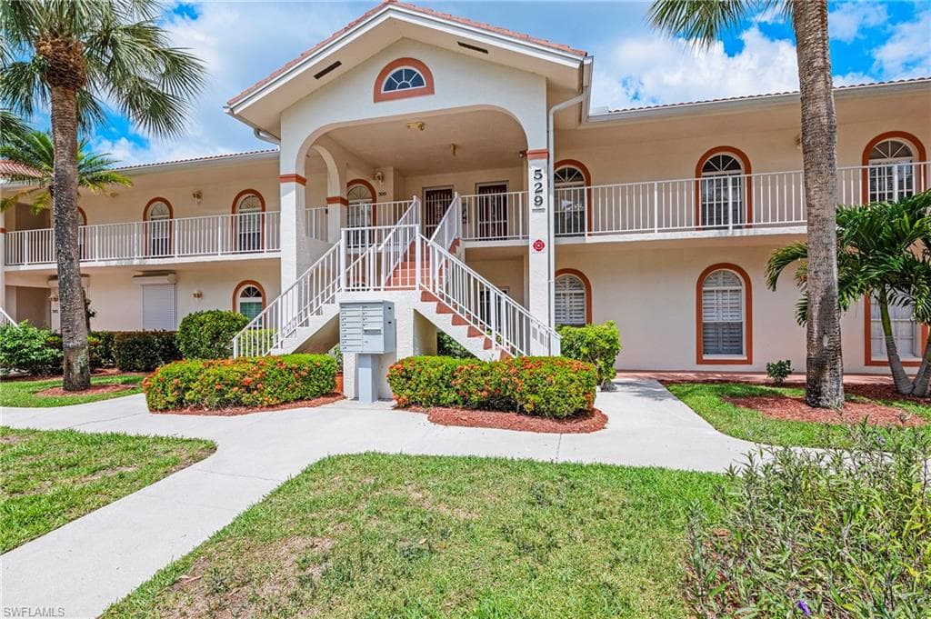 529 Mardel Dr #304, Naples