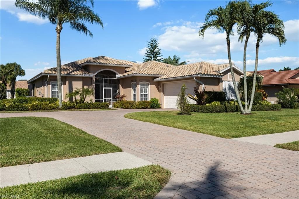 3733 Royal Wood Blvd, Naples, photo 2
