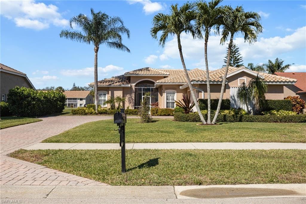 3733 Royal Wood Blvd, Naples, photo 3