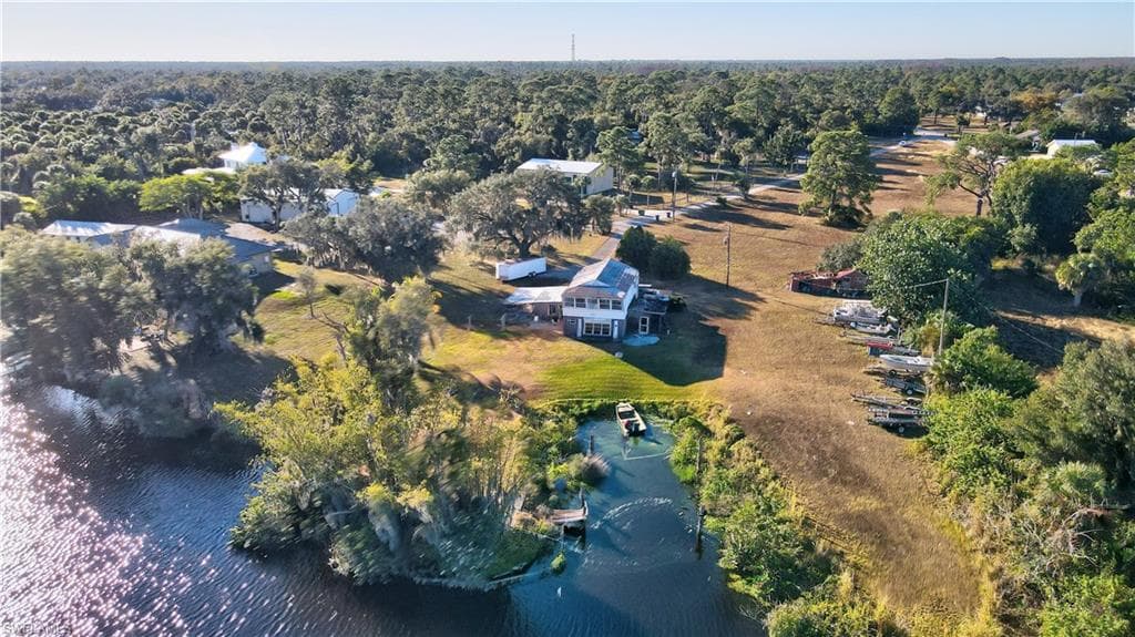 2111 Gardner Ct, Alva, photo 2