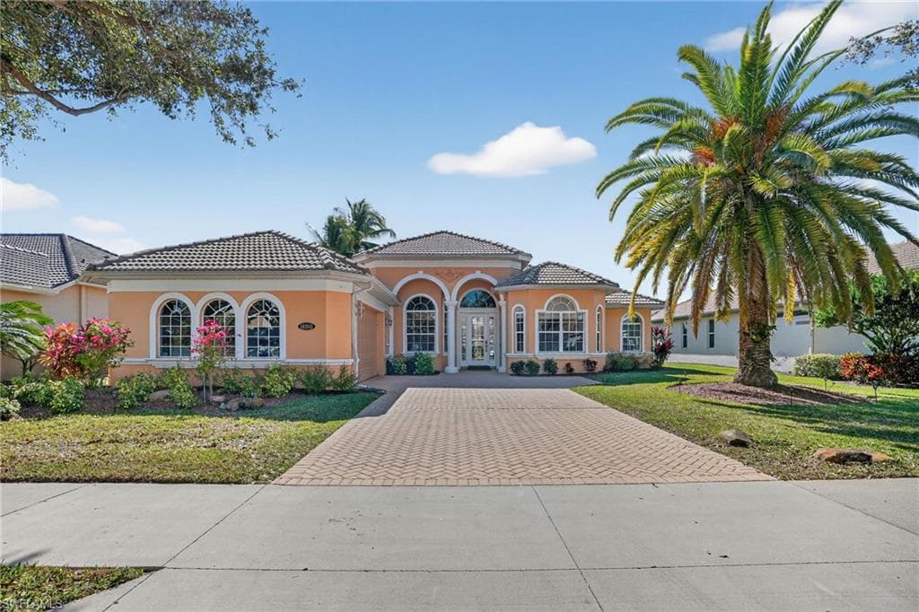 14806 Fripp Island Ct, Naples