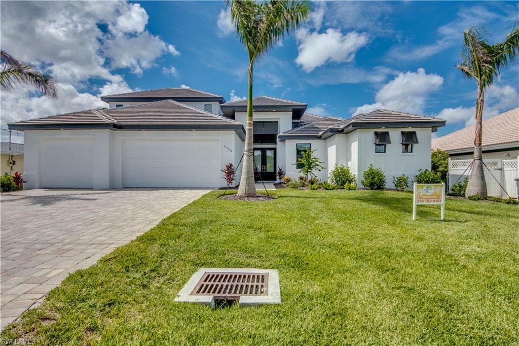 1732 40th Ter, Cape Coral