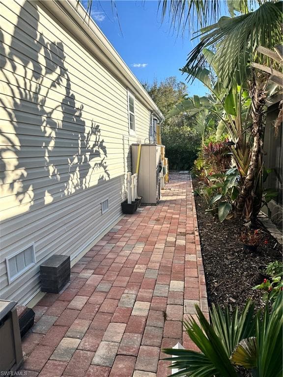 1514 Diamond Lake Cir, Naples, photo 2