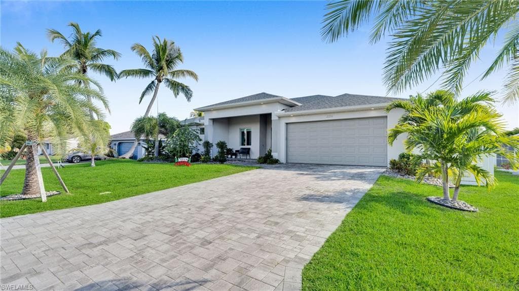 2214 27th Ter, Cape Coral, photo 2